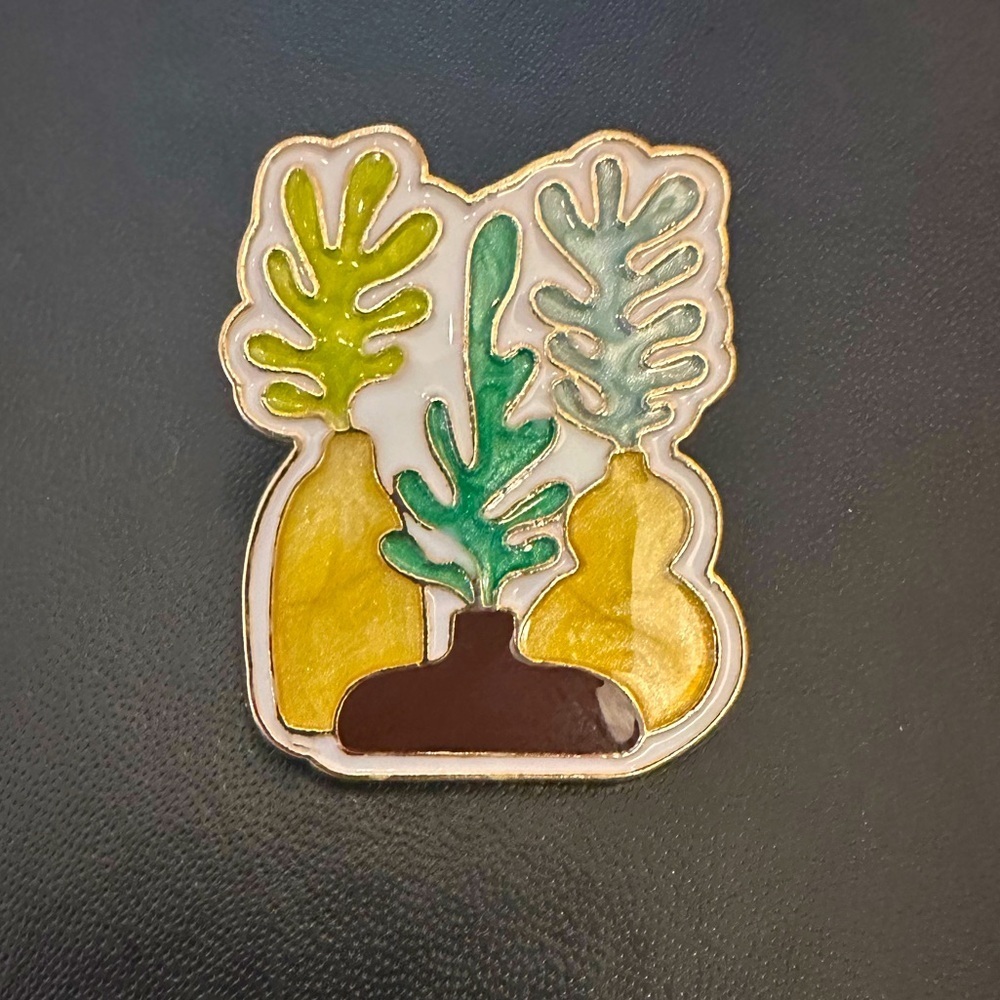 Botanical Pin - Picture 2 of 3